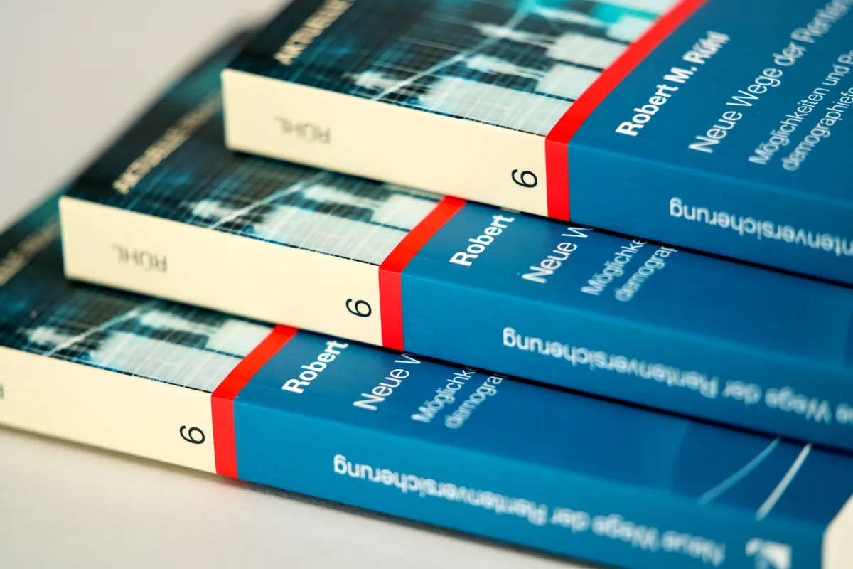 Taschenbuch mit mattem Umschlag – Ansicht 2